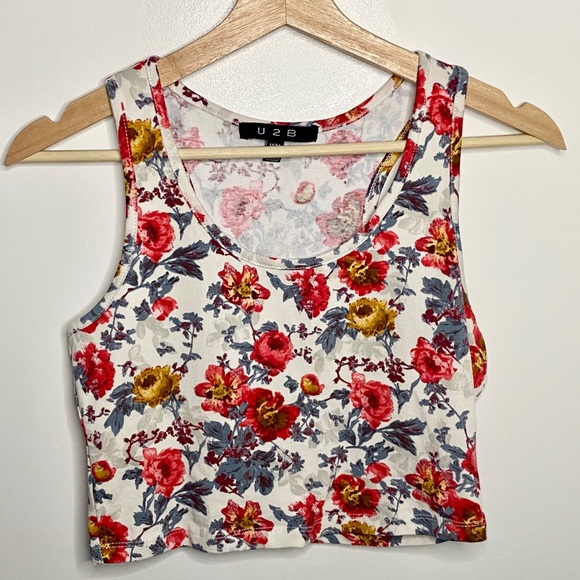 Floral Cropped Top - Picture 1 of 2
